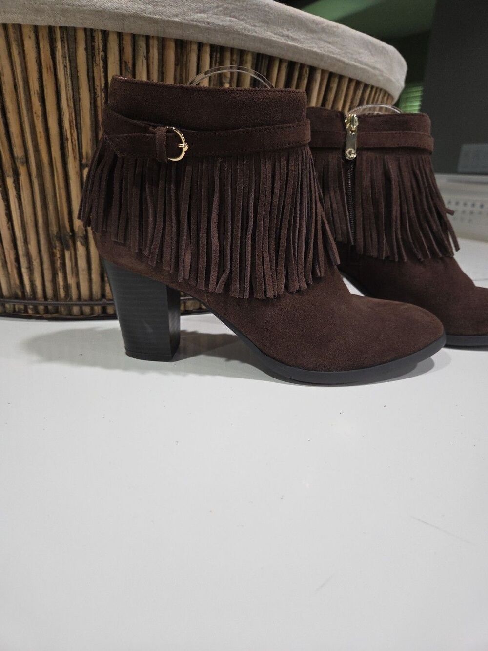 C. Wonder Willa Leather Ankle Boots gold Tone Fringe Brown Women's SZ 8.5M SBN4